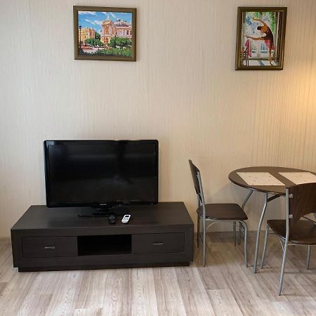 Excellent Apartment In The Center Of Odessa 外观 照片